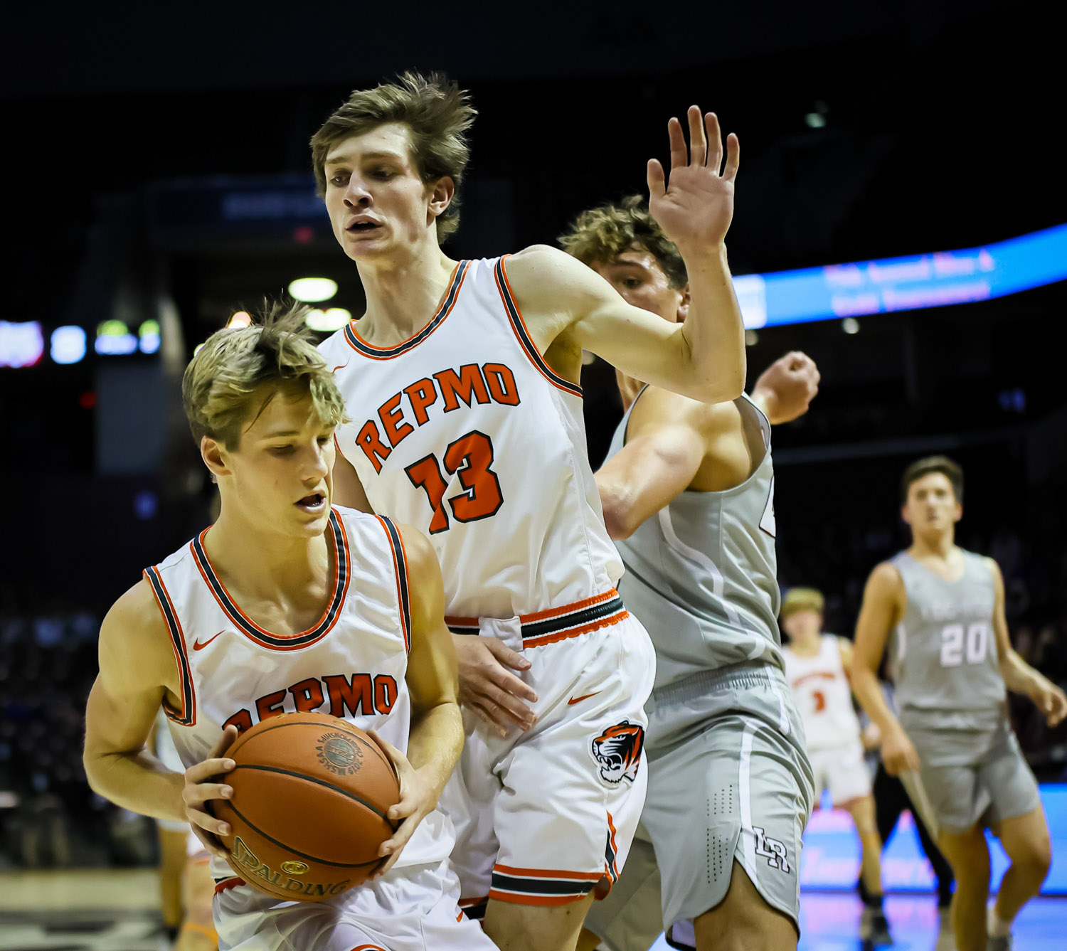 Photos: Boys Basketball vs Rogersville – Republic Tiger Sports