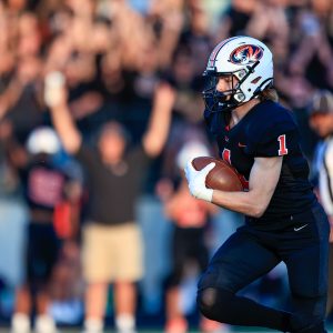 Republic’s First-Half Explosion Secures 35-9 Win Over Waynesville