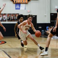 Tigers’ Fundamentals Falter in Loss to Central